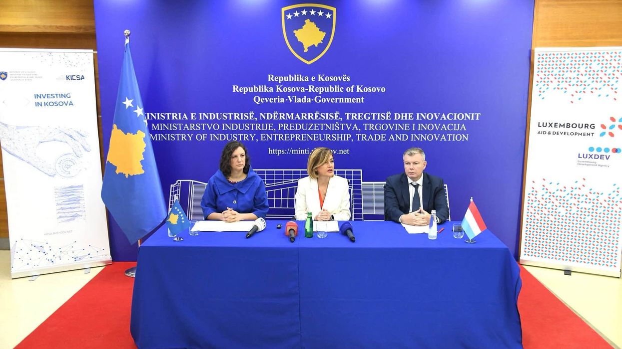 Kusari: Mbi 2 milionë euro grante për sektorin e TIK-ut dhe energjinë e pastër, do të përfitojnë dhjetëra biznese Kusari: Mbi 2 milionë euro grante për sektorin e TIK-ut dhe energjinë e pastër, do të përfitojnë dhjetëra biznese