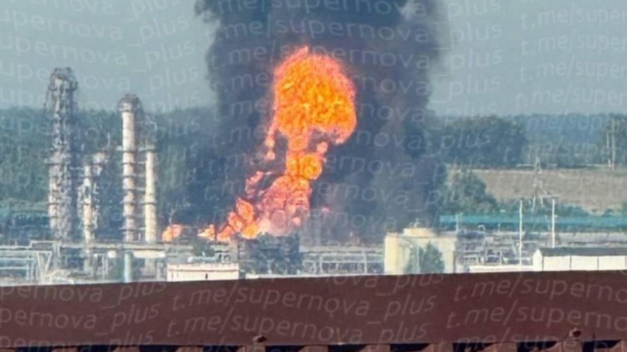 Edhe një rafineri e madhe ruse e karburanteve ndalon së funksionuari Edhe një rafineri e madhe ruse e karburanteve ndalon së funksionuari