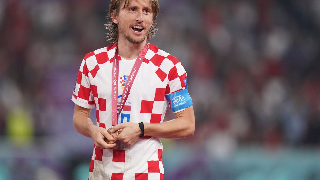 Pas pensionimit nga Kroacia, Luka Modric vendos edhe për të ardhmen te Milani Pas pensionimit nga Kroacia, Luka Modric vendos edhe për të ardhmen te Milani