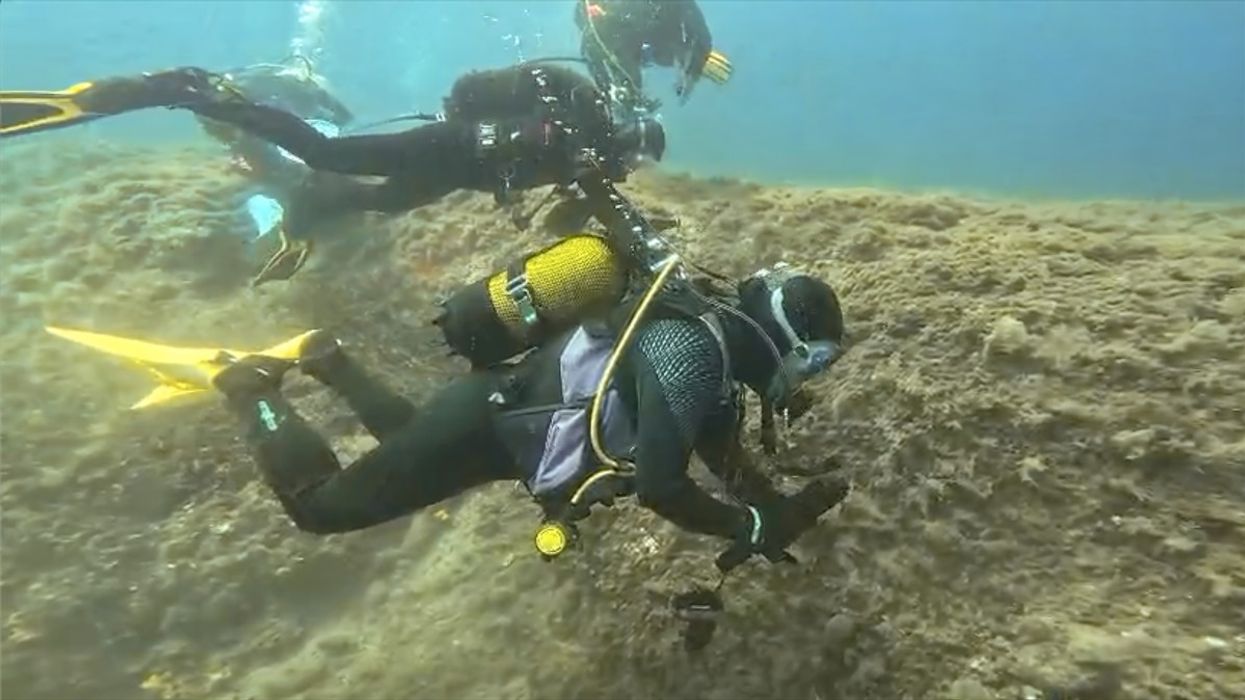 Bota shumëngjyrëshe nënujore e Gjirit Saros tërheq entuziastët e fotografisë Bota shumëngjyrëshe nënujore e Gjirit Saros tërheq entuziastët e fotografisë