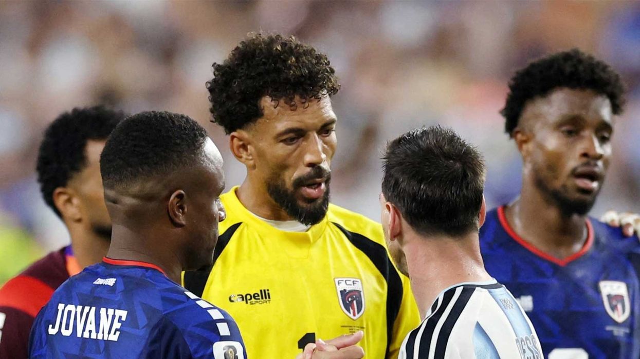 Vozinha zbulon çfarë i tha Messi pas eliminimit: Fjalë që nuk do t’i harroj kurrë Vozinha zbulon çfarë i tha Messi pas eliminimit: Fjalë që nuk do t’i harroj kurrë