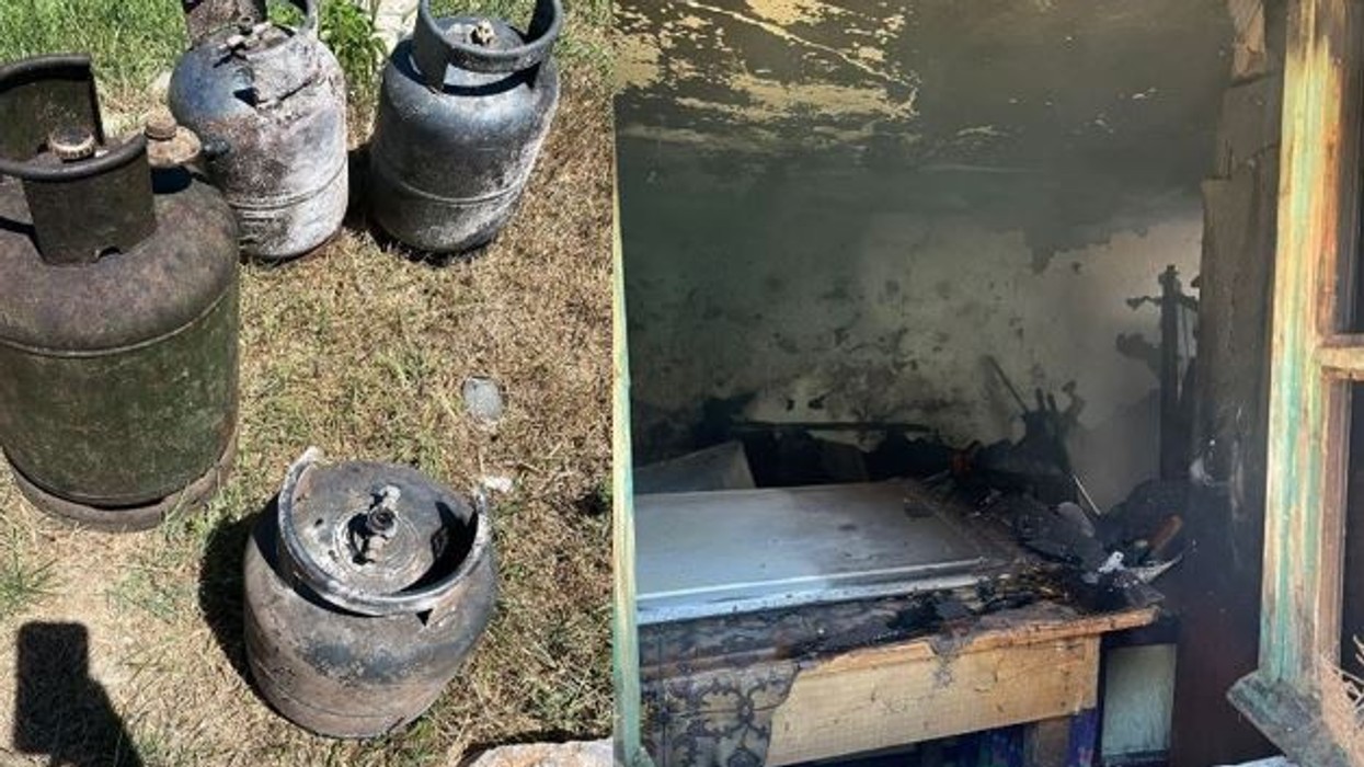 Shpërthejnë bombolat e gazit në Maliq, përfshihet nga flakët një banesë