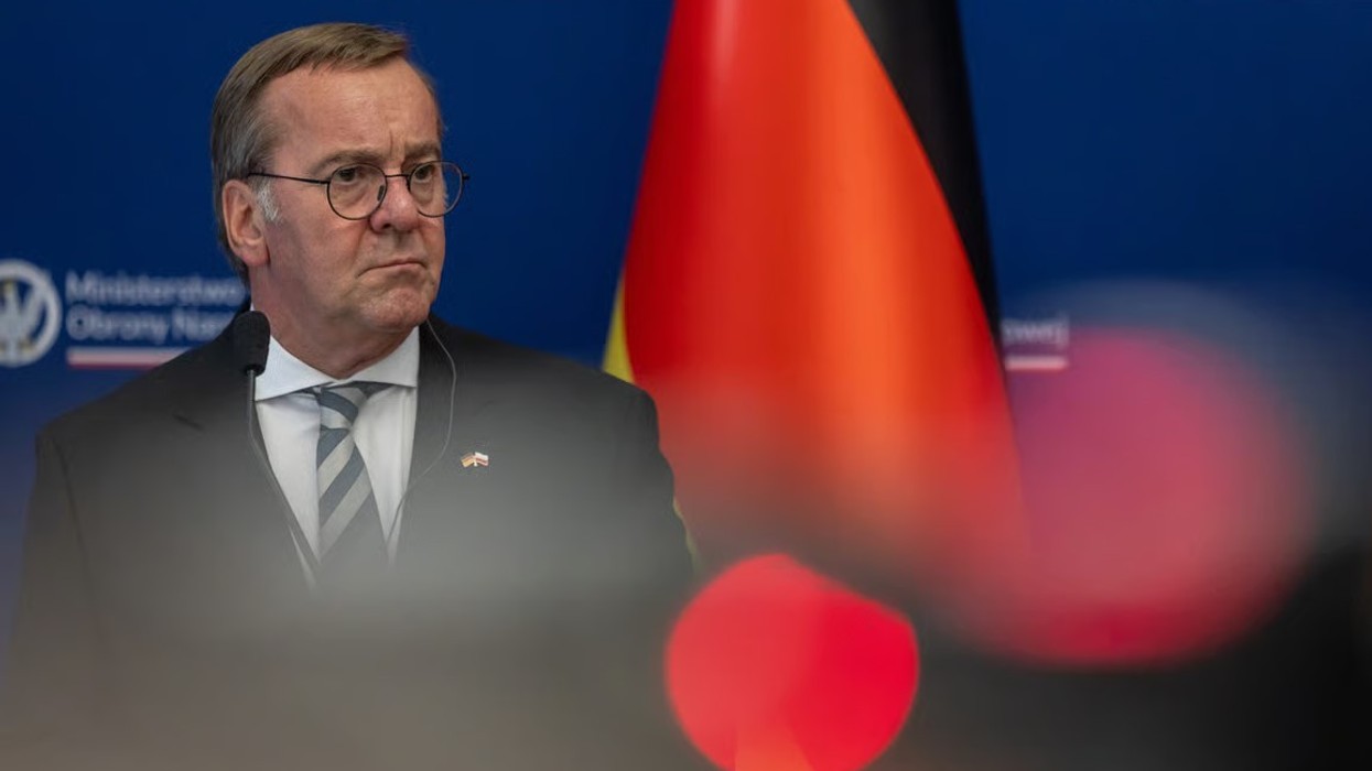 Shefi i Mbrojtjes gjermane kundërshton ndarjen e informacionit me ministrat e AfD-së