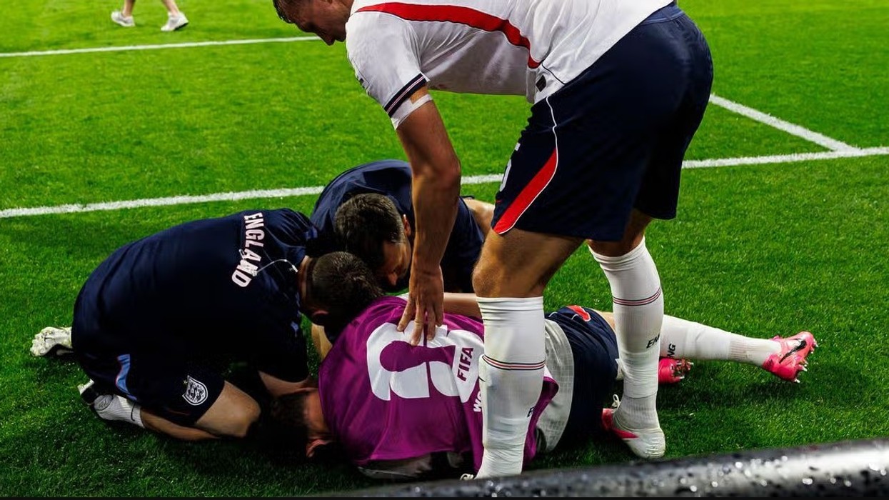 Nuk luajti asnjë minutë, por e mbylli natën në spital: Jordan Henderson pësoi lëndim të pazakontë gjatë festës së golit