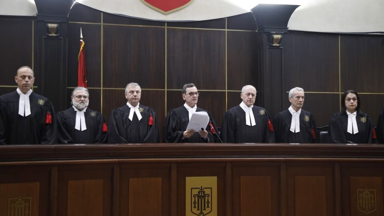 Zbardhet vendimi i plotë unifikues i Gjykatës së Lartë mbi masën e sigurimit personal në Shqipëri, barra e provës i kalon Prokurorisë