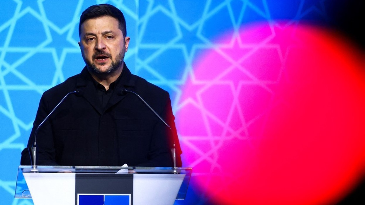 Zelensky bën thirrje që Ukraina të anëtarësohet në NATO, identifikon 'sfidën e madhe' me të cilën përballet Evropa
