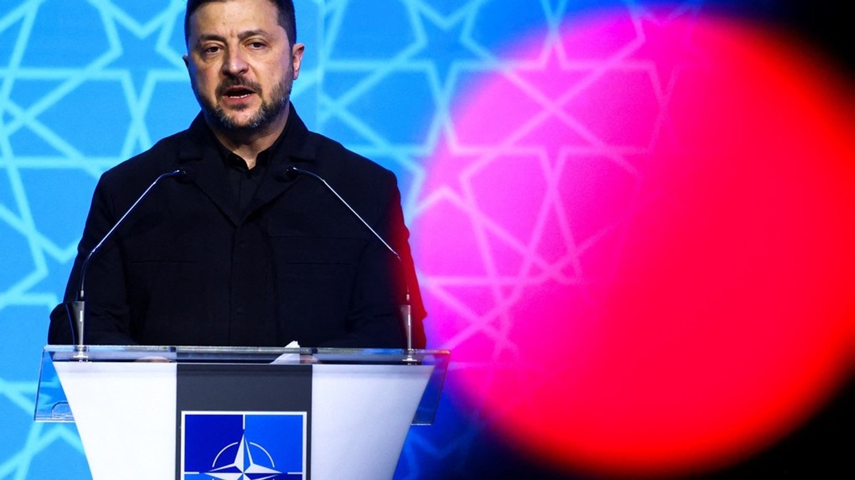 Zelensky bën thirrje që Ukraina të anëtarësohet në NATO, identifikon 'sfidën e madhe' me të cilën përballet Evropa