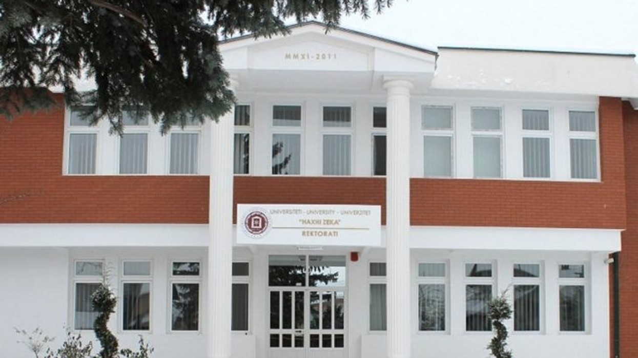 UNISUM forcon profilin ndërkombëtar të Universitetit “Haxhi Zeka”, mbi 100 studentë nga vende të ndryshme morën pjesë në edicionin e fundit