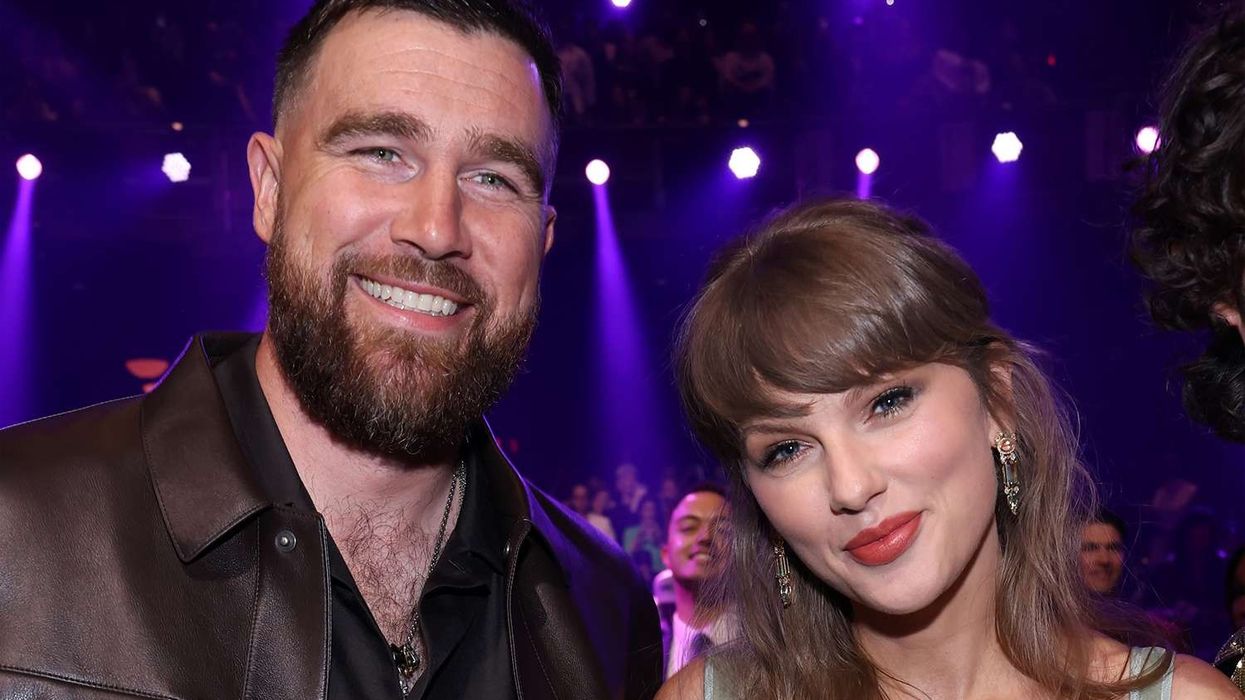 Taylor Swift thuhet se eci drejt altarit nën tingujt e një prej hiteve të saj më të mëdha Taylor Swift thuhet se eci drejt altarit nën tingujt e një prej hiteve të saj më të mëdha