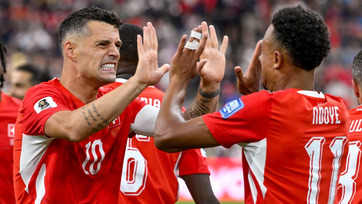 Zvicra e Xhakës eliminon Kolumbinë, kalojnë në çerekfinale të Botërorit