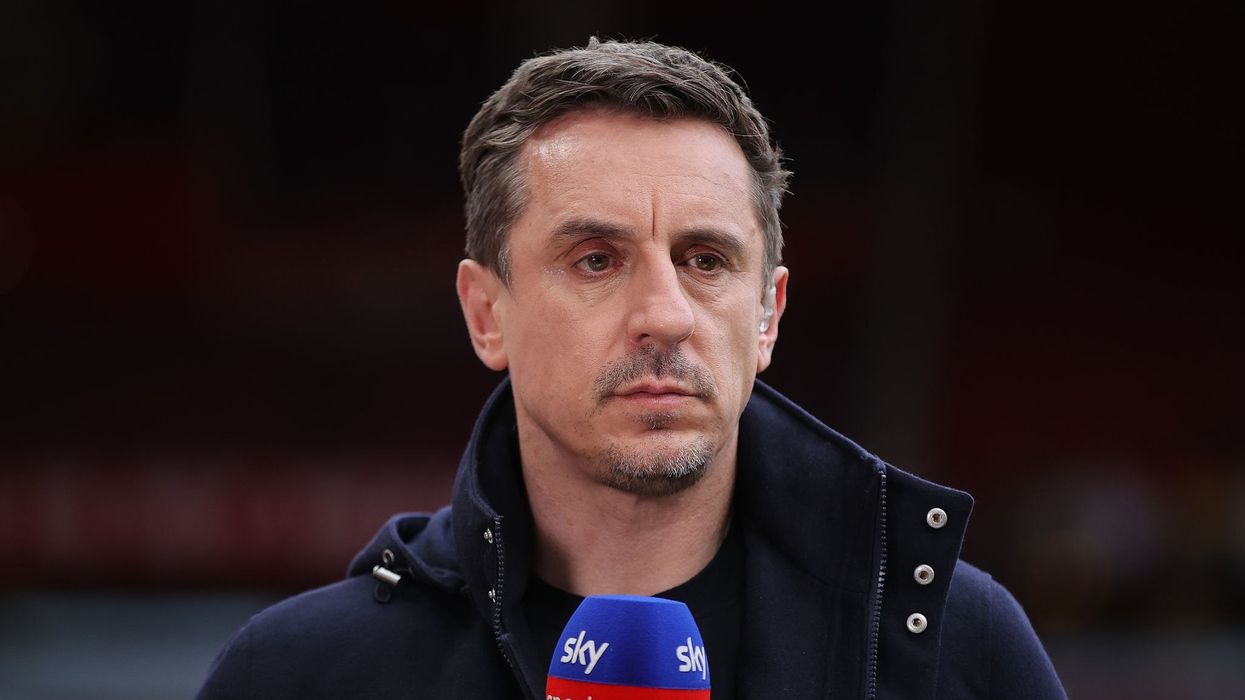 “Qendërmbrojtësit më të mirë dhe më të këqij në botë”, deklarata befasuese e Gary Neville për dyshen argjentinase “Qendërmbrojtësit më të mirë dhe më të këqij në botë”, deklarata befasuese e Gary Neville për dyshen argjentinase