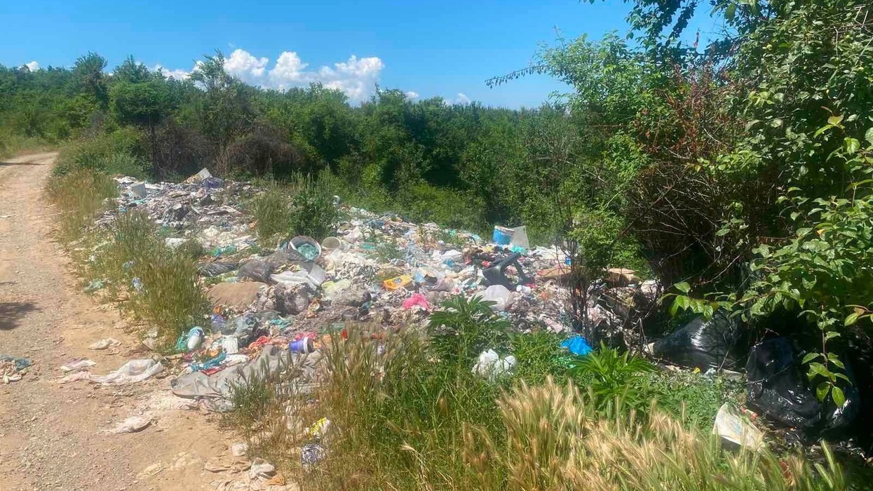 Largohet një deponi ilegale në Kabash të Vitisë