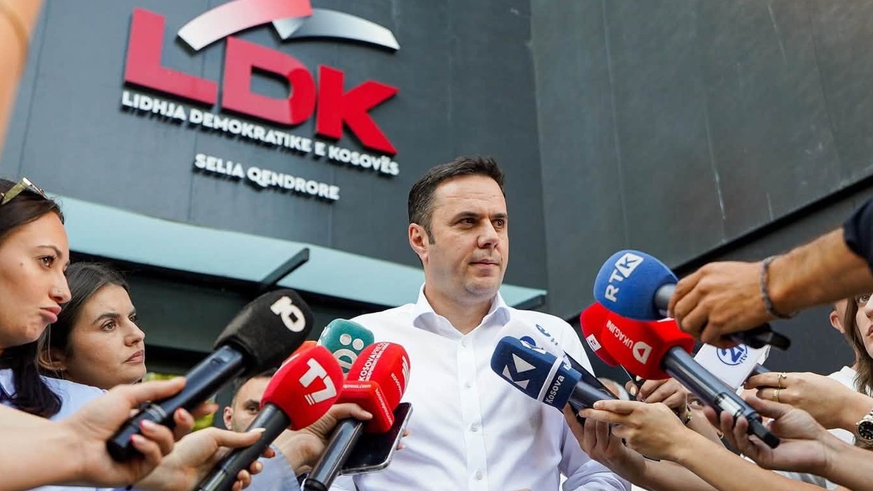 Abdixhiku i përgjigjet pozitivisht ftesës së Kurtit për takim