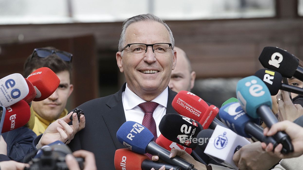 Hamza pas takimit me Kurtin: PDK mbetet në opozitë, zgjedhja e presidentit kërkon bashkëpunim me LVV-në Hamza pas takimit me Kurtin: PDK mbetet në opozitë, zgjedhja e presidentit kërkon bashkëpunim me LVV-në