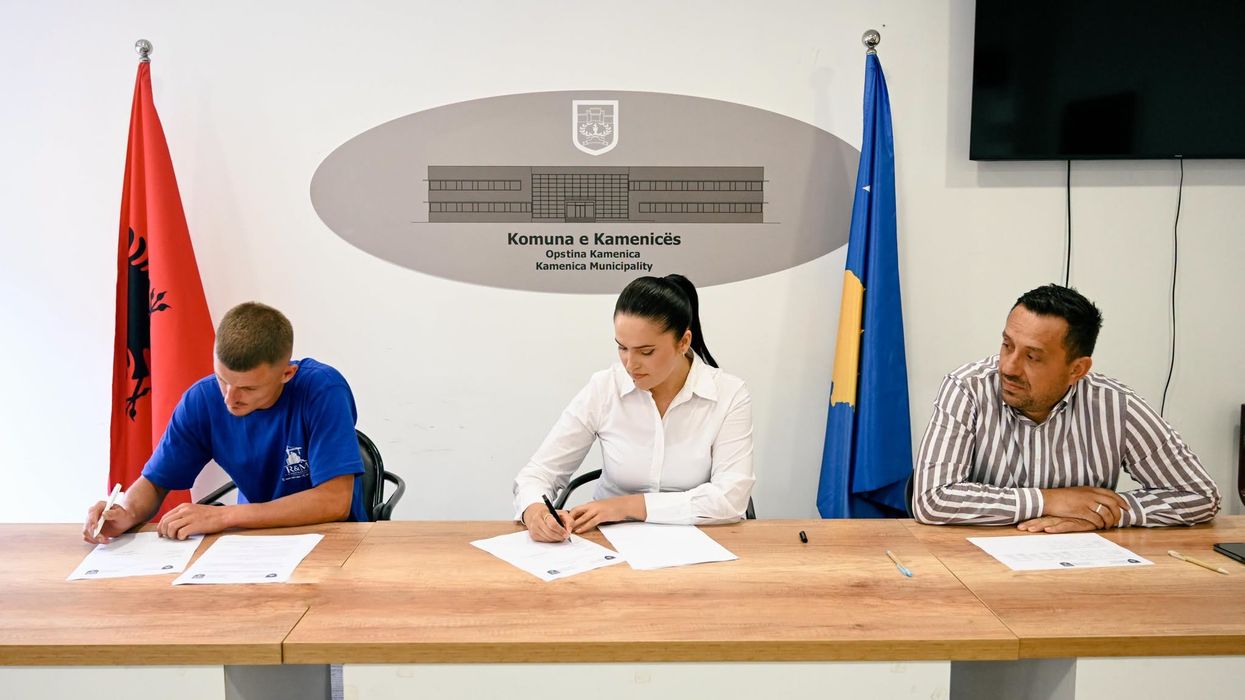 Nënshkruhen 48 kontrata për biznese nga skema e subvencioneve Nënshkruhen 48 kontrata për biznese nga skema e subvencioneve