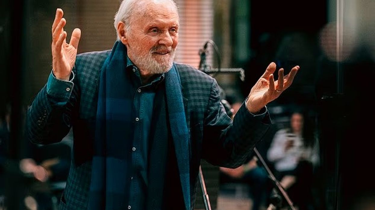 Aktori 88-vjeçar Anthony Hopkins, nis një kapitull të ri në karrierë pas dy çmimeve Oscar dhe 65 vjetësh në aktrim Aktori 88-vjeçar Anthony Hopkins, nis një kapitull të ri në karrierë pas dy çmimeve Oscar dhe 65 vjetësh në aktrim