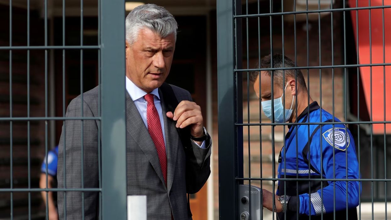 Thaçi offers 50 thousand euros as bail for conditional release from The Hague Thaçi offers 50 thousand euros as bail for conditional release from The Hague