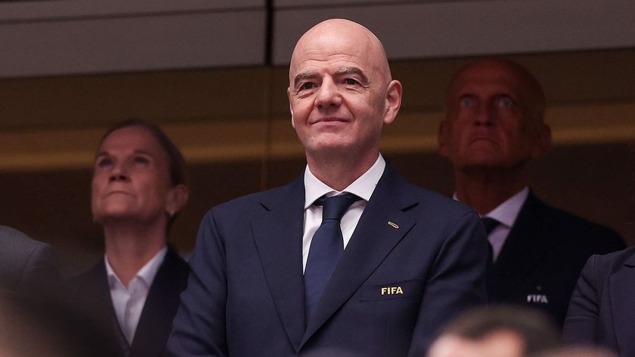 “FIFA kaloi vijën e kuqe” – shpërthen revolta ndaj Infantinos pas vendimit për kartonin e Balogun “FIFA kaloi vijën e kuqe” – shpërthen revolta ndaj Infantinos pas vendimit për kartonin e Balogun