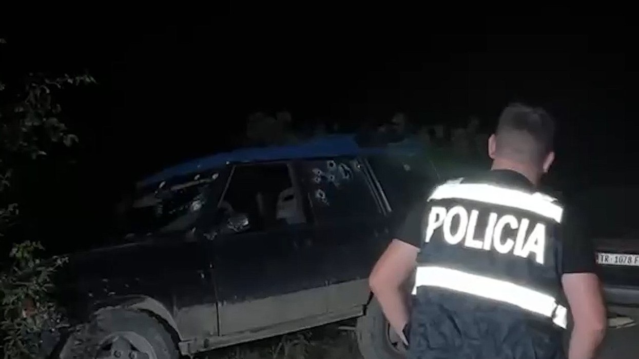 Vrasje në Shkodër, një person gjendet i pajetë brenda automjetit