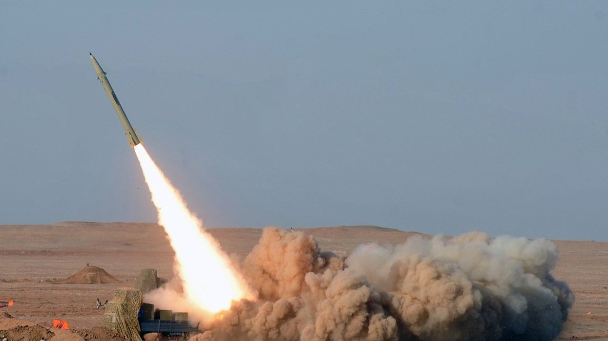 Irani nis sulme me raketa në të gjithë Gjirin Persik - cilat vende u shënjestruan? Irani nis sulme me raketa në të gjithë Gjirin Persik - cilat vende u shënjestruan?
