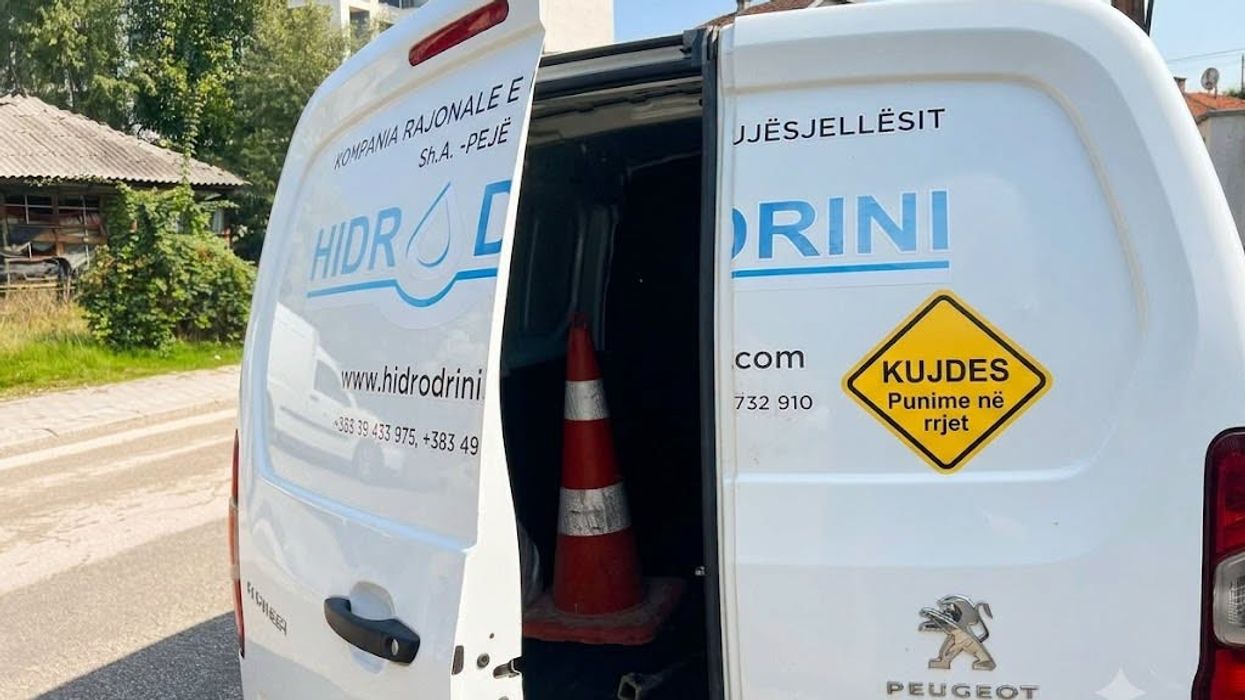 KRU Hidrodrini ndërhynë në tetë zona që kishte prishje në rrjetin e ujësjellësit KRU Hidrodrini ndërhynë në tetë zona që kishte prishje në rrjetin e ujësjellësit