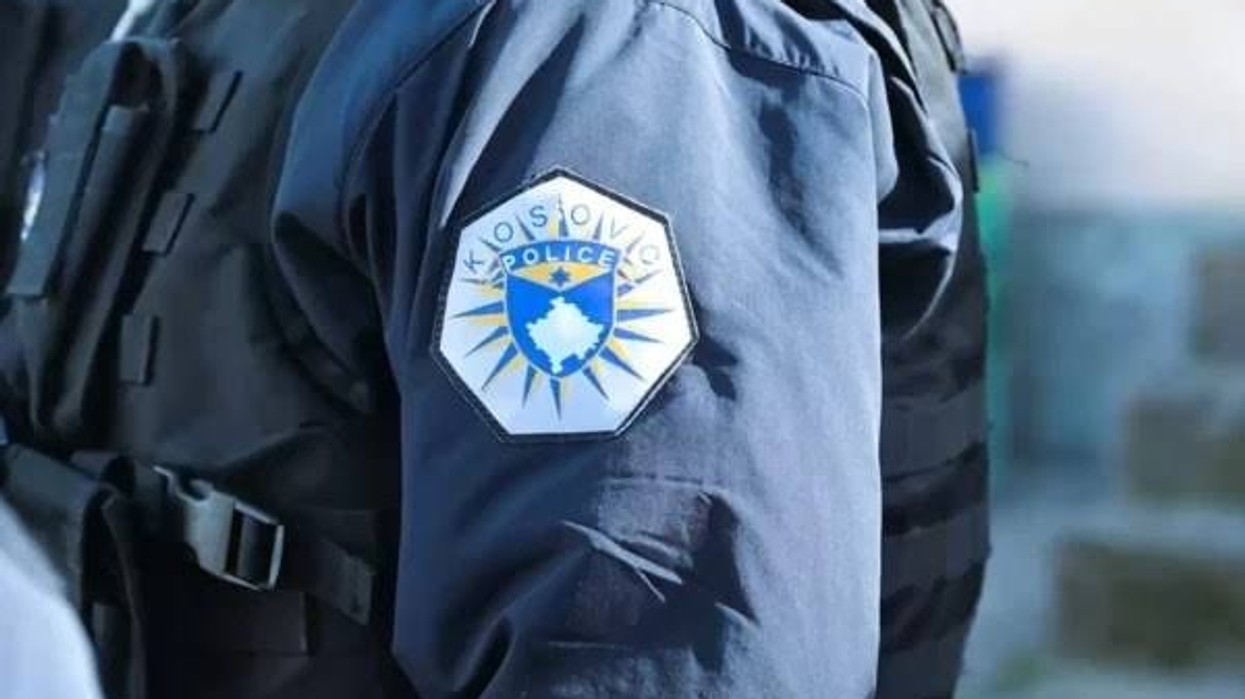 Tentoi të grabisë një argjendari në Gjilan, ndalohet i dyshuari