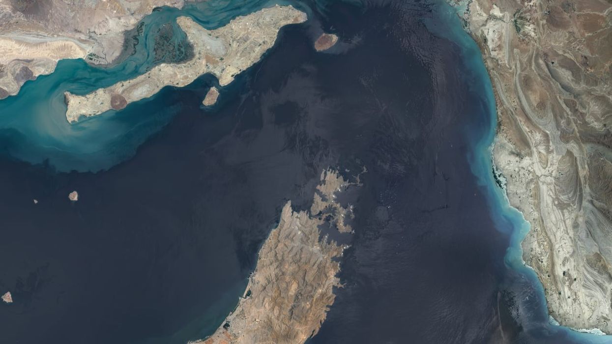 Emiratet e Bashkuara Arabe kanë një plan të madh për të anashkaluar Ngushticën e Hormuzit Emiratet e Bashkuara Arabe kanë një plan të madh për të anashkaluar Ngushticën e Hormuzit