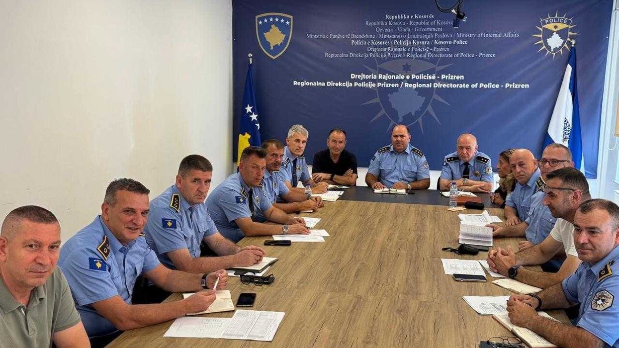 Policia Rajonale e Prizrenit publikon bilancin gjashtëmujor, 385 operacione dhe 50 armë të sekuestruara