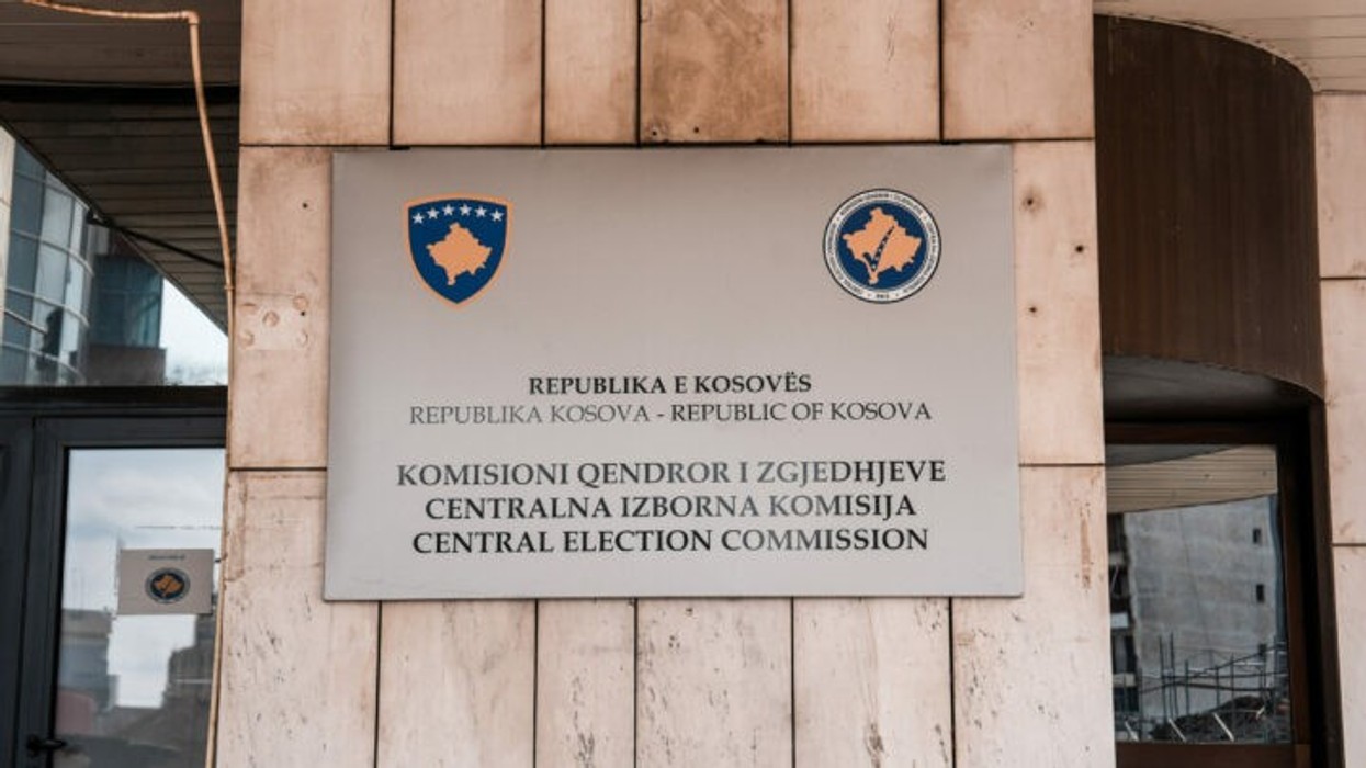 KQZ ndan mbi 2.1 milionë euro për partitë politike të përfaqësuara në Kuvend