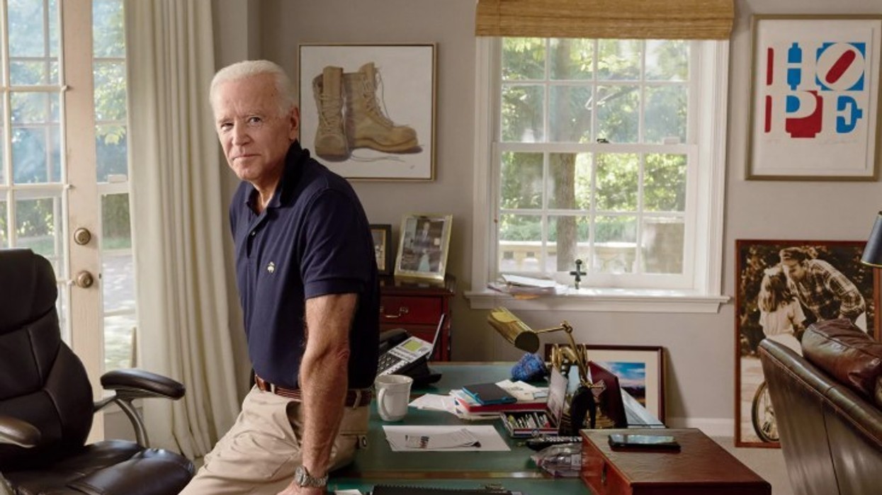 Biden me libër të kujtimeve, data e botimit mund të shkaktojë pakënaqësi te demokratët