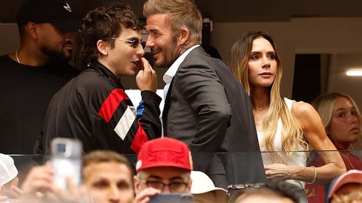 Timothee Chalamet ishte prezent në tribunat e ndeshjes Francë-Spanjë bashkë me familjen Beckham