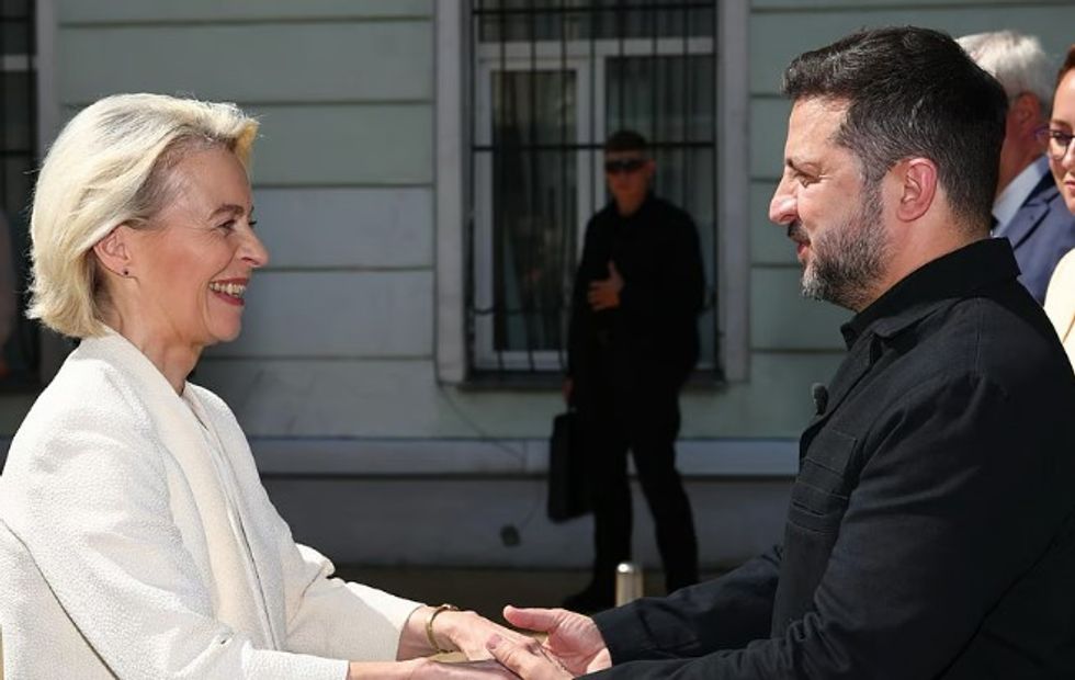 EU gives Ukraine an additional €1 billion for drones, launches €10 billion military industry program