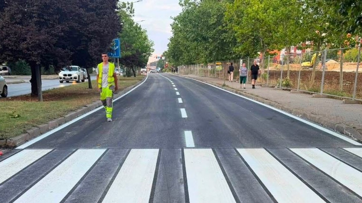 Përfundon asfaltimi, hapet për qarkullim rruga “Fehmi Lladrovci” në Prishtinë