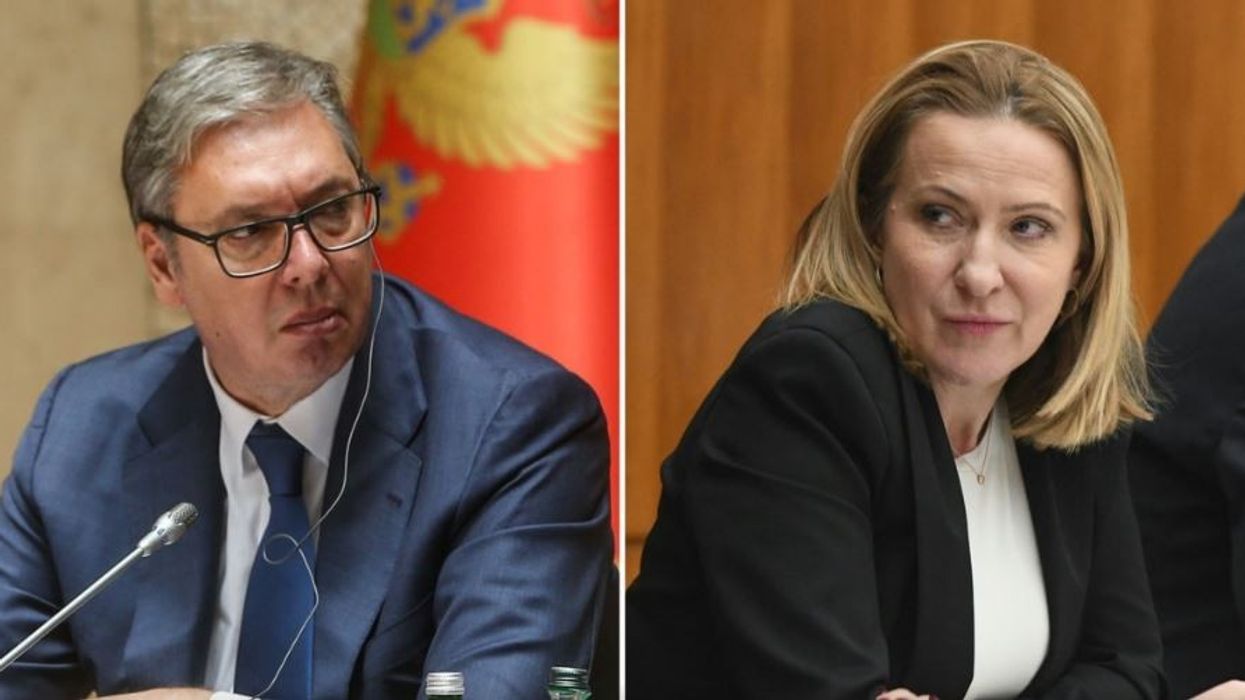 Paunoviq nuk tërhiqet nga deklarata fashiste: I kërkon falje Vuçiqit, jo shqiptarëve të Kosovës Paunoviq nuk tërhiqet nga deklarata fashiste: I kërkon falje Vuçiqit, jo shqiptarëve të Kosovës