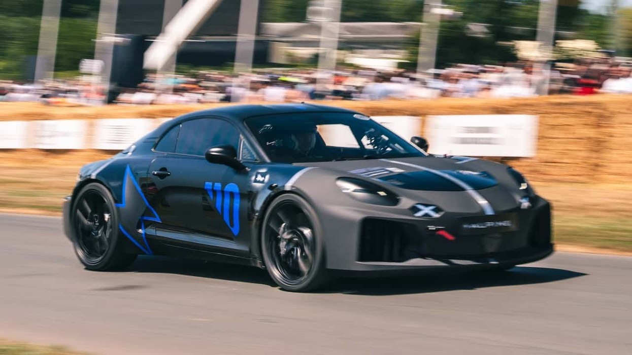 Alpine përgatit rivalin elektrik të Porsche 911