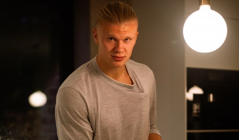 Erling Haaland vendosi t'ia plotësonte dëshirën Tom Hollandit pasi ky i fundit u ankua se e kishin injoruar
