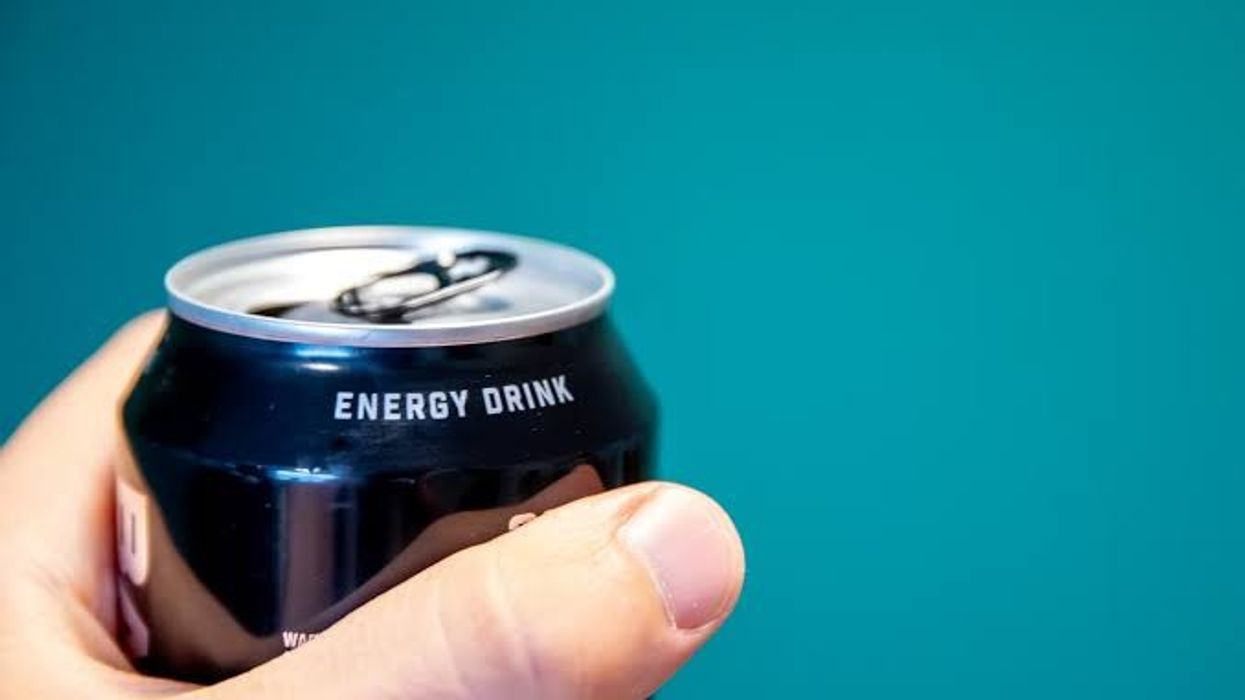 Anglia ndalon shitjen e pijeve energjike me përmbajtje të lartë kafeine për personat nën 16-vjeç Anglia ndalon shitjen e pijeve energjike me përmbajtje të lartë kafeine për personat nën 16-vjeç