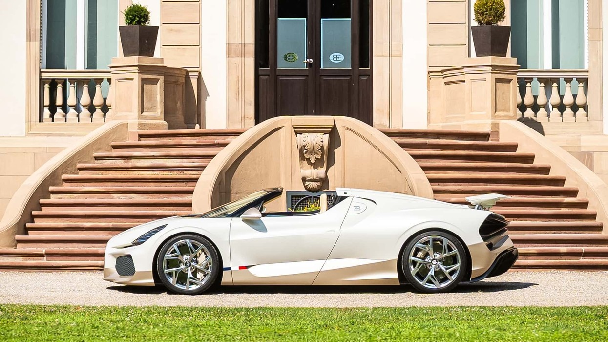 Bugatti i jep lamtumirën motorit legjendar W16 me modelin e fundit Mistral