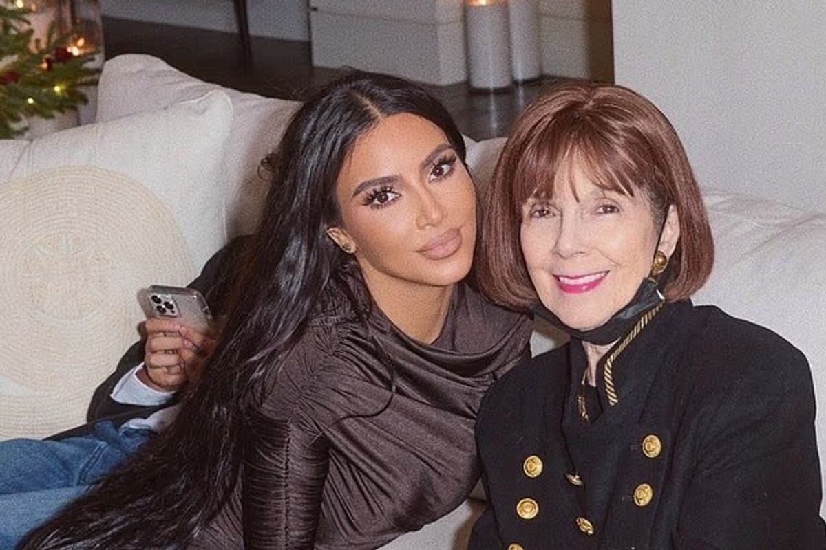 “Do të më mungosh përgjithmonë”, Kim Kardashian i jep lamtumirën gjyshes së saj “Do të më mungosh përgjithmonë”, Kim Kardashian i jep lamtumirën gjyshes së saj