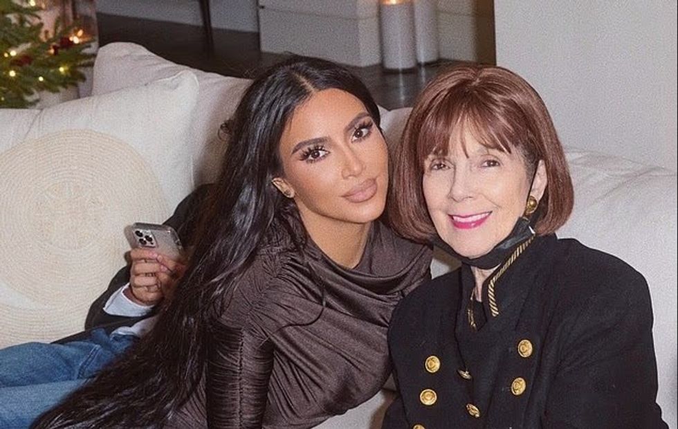 “Do të më mungosh përgjithmonë”, Kim Kardashian i jep lamtumirën gjyshes së saj