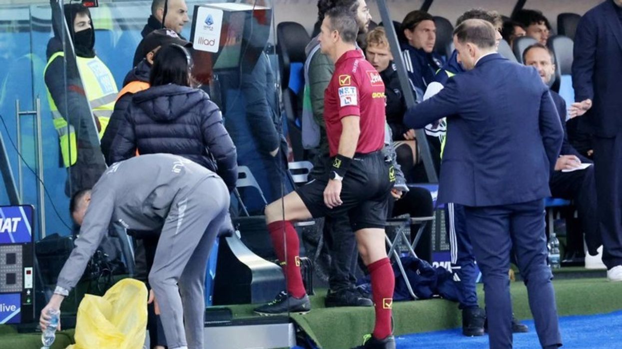 Serie A njofton ndryshimet në VAR dhe rregullat e gjykimit për sezonin 2026/27, prezanton një rregull të diskutueshëm të refuzuar nga UEFA Serie A njofton ndryshimet në VAR dhe rregullat e gjykimit për sezonin 2026/27, prezanton një rregull të diskutueshëm të refuzuar nga UEFA