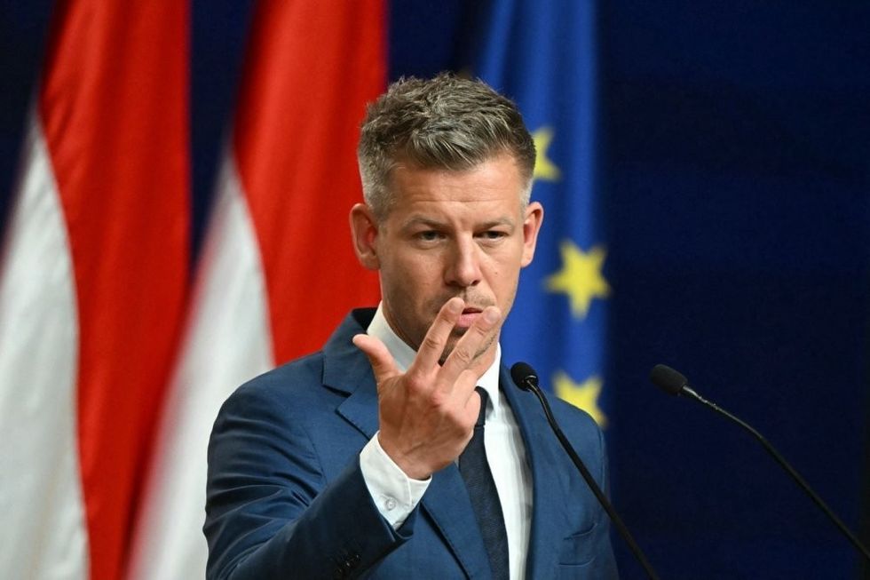 Hungaria drejt reformës kushtetuese, shqyrton uljen e moshës së votimit në 16 vjeç
