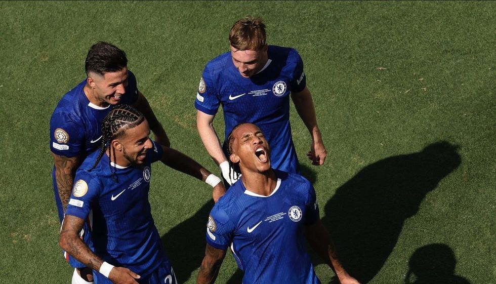 Chelsea ia mbyll derën Barcelonës për yllin e skuadrës, e sheh si të paprekshëm