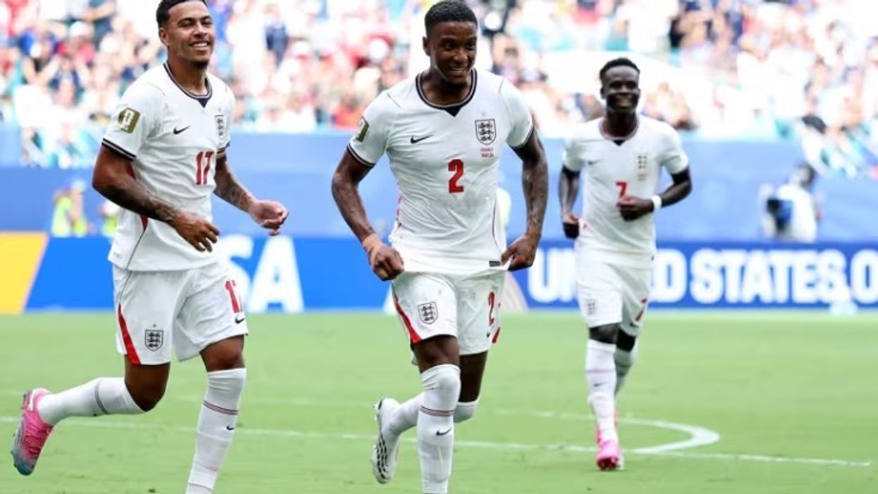 Katër gola për 45 minuta, Anglia i jep leksione futbolli Francës Katër gola për 45 minuta, Anglia i jep leksione futbolli Francës