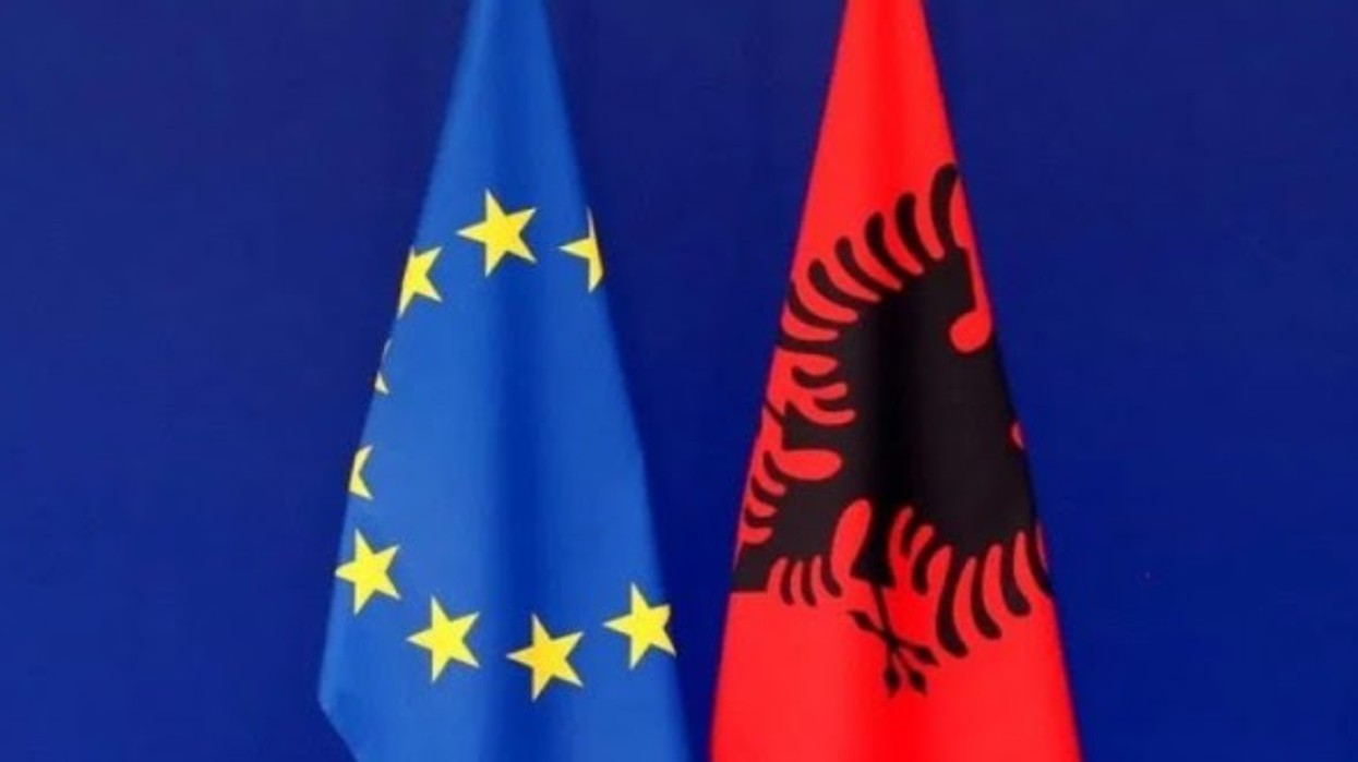 Katër vjet nga hapja e negociatave për anëtarësimin e Shqipërisë e Maqedonisë në BE