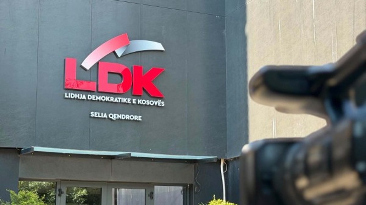 Anulohet tubimi i paralajmëruar para selisë së LDK-së