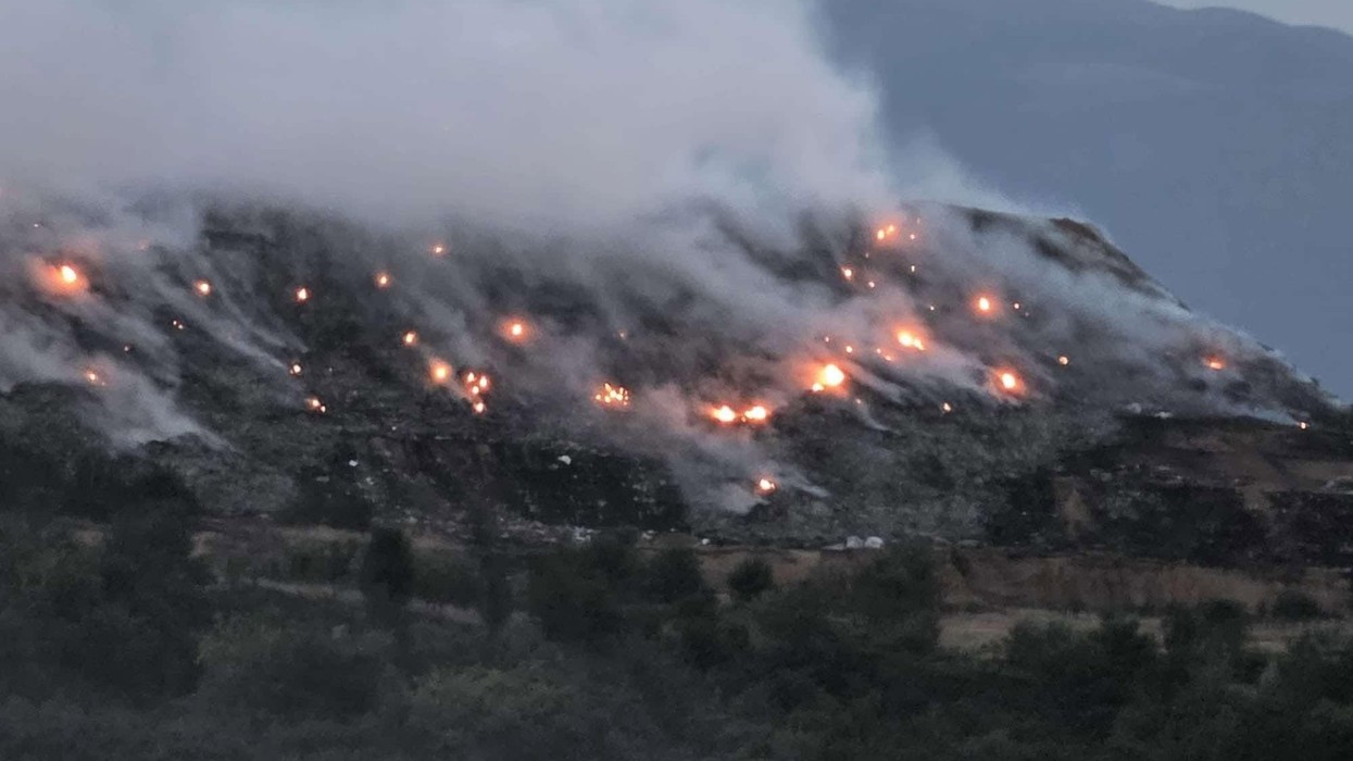 Banorët e Sferkës dhe fshatrave përreth thërrasin në protestë kundër deponisë së mbeturinave