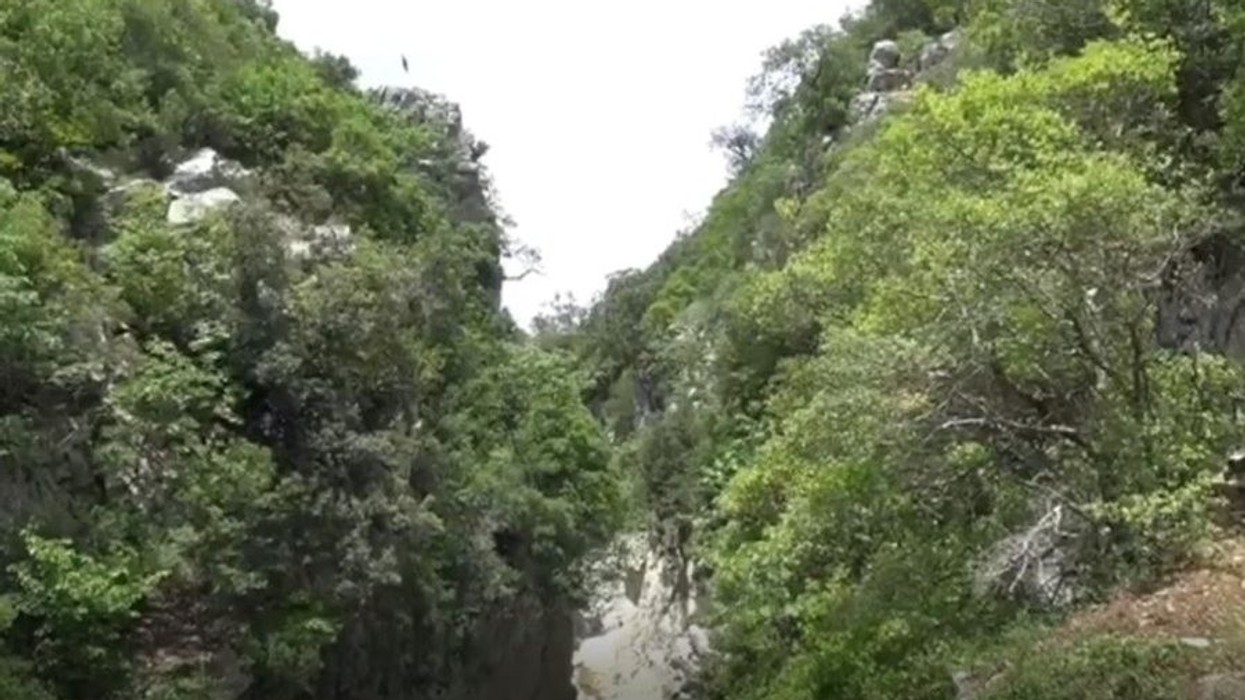 Ishte larguar prej dy ditësh nga banesa, gjendet i vdekur brenda një guve 58-vjeçari në Kuçovë