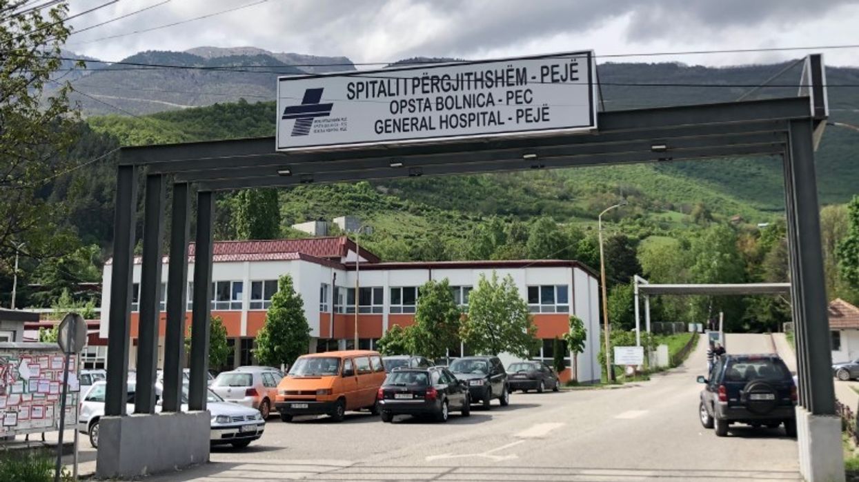 Spitali i Pejës flet për gjendjen e të lënduarve nga aksidenti në Istog Spitali i Pejës flet për gjendjen e të lënduarve nga aksidenti në Istog