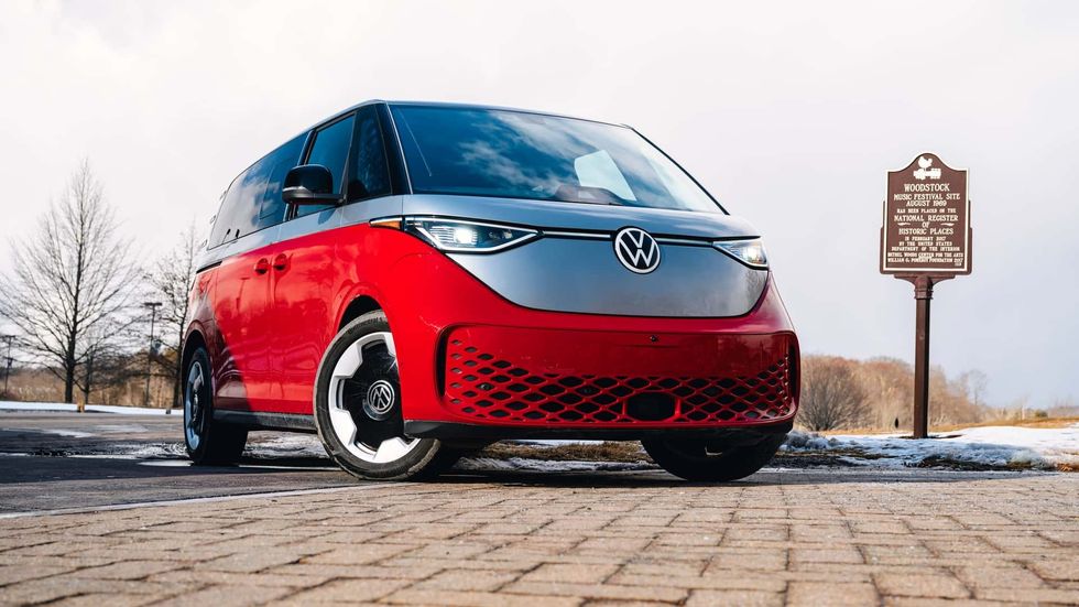 Volkswagen eksploroi një motor me benzinë që zgjeron rrezegjatësinë për ID. Buzz